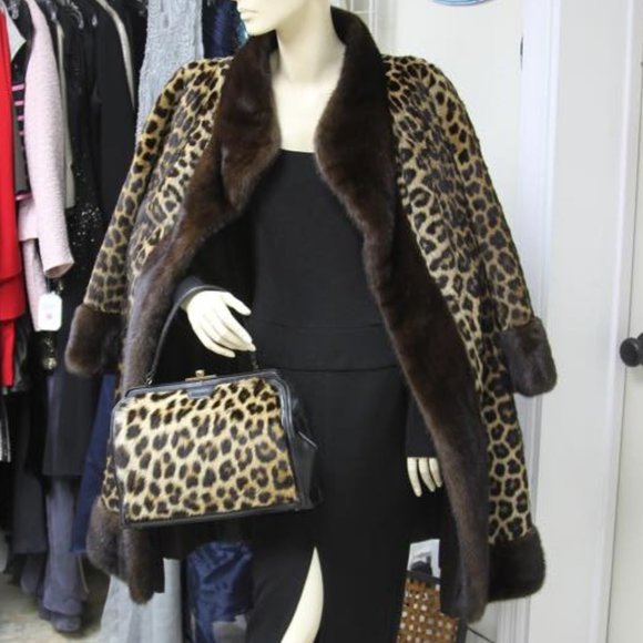 ❤️Meet Your Posher, Allie - Picture 1 of 4